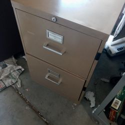 2 DRAWER LEGAL SIZE FILE CABINET