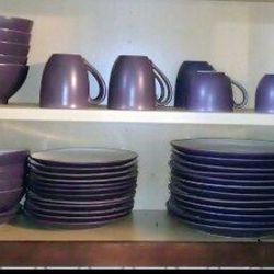 Complete Dinnerware Set