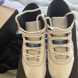 Retro 11 Size 11.5 
