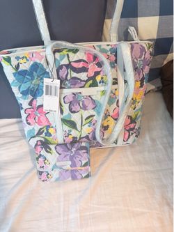 Beautiful 😍 Vera Bradley floral Butterfly set