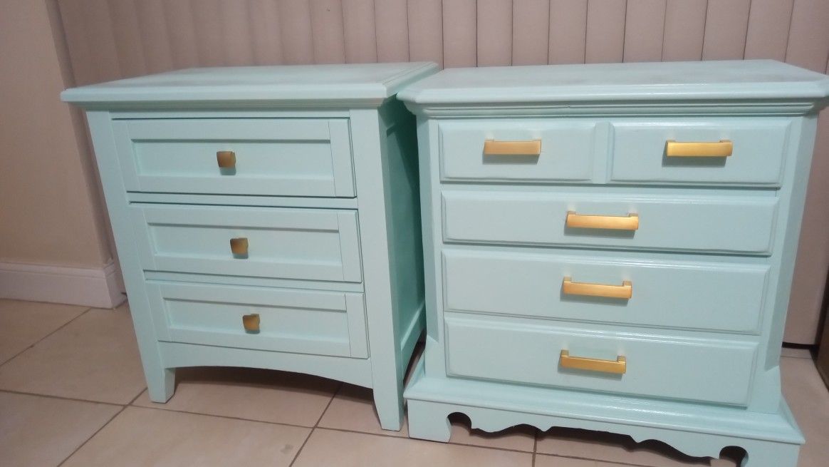 Creamy Mint Green Nightstand Set