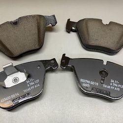 BMW Front Disc Brake Pads Set