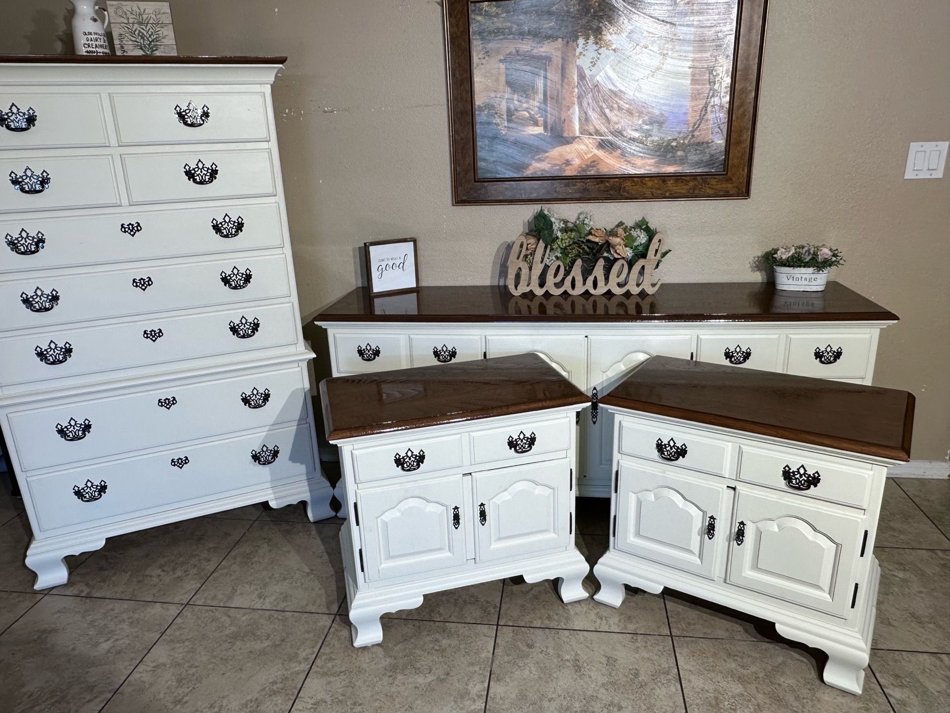 Dresser Set