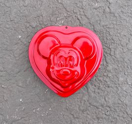 Vintage Disney Mickey Mouse cake pan bakeware