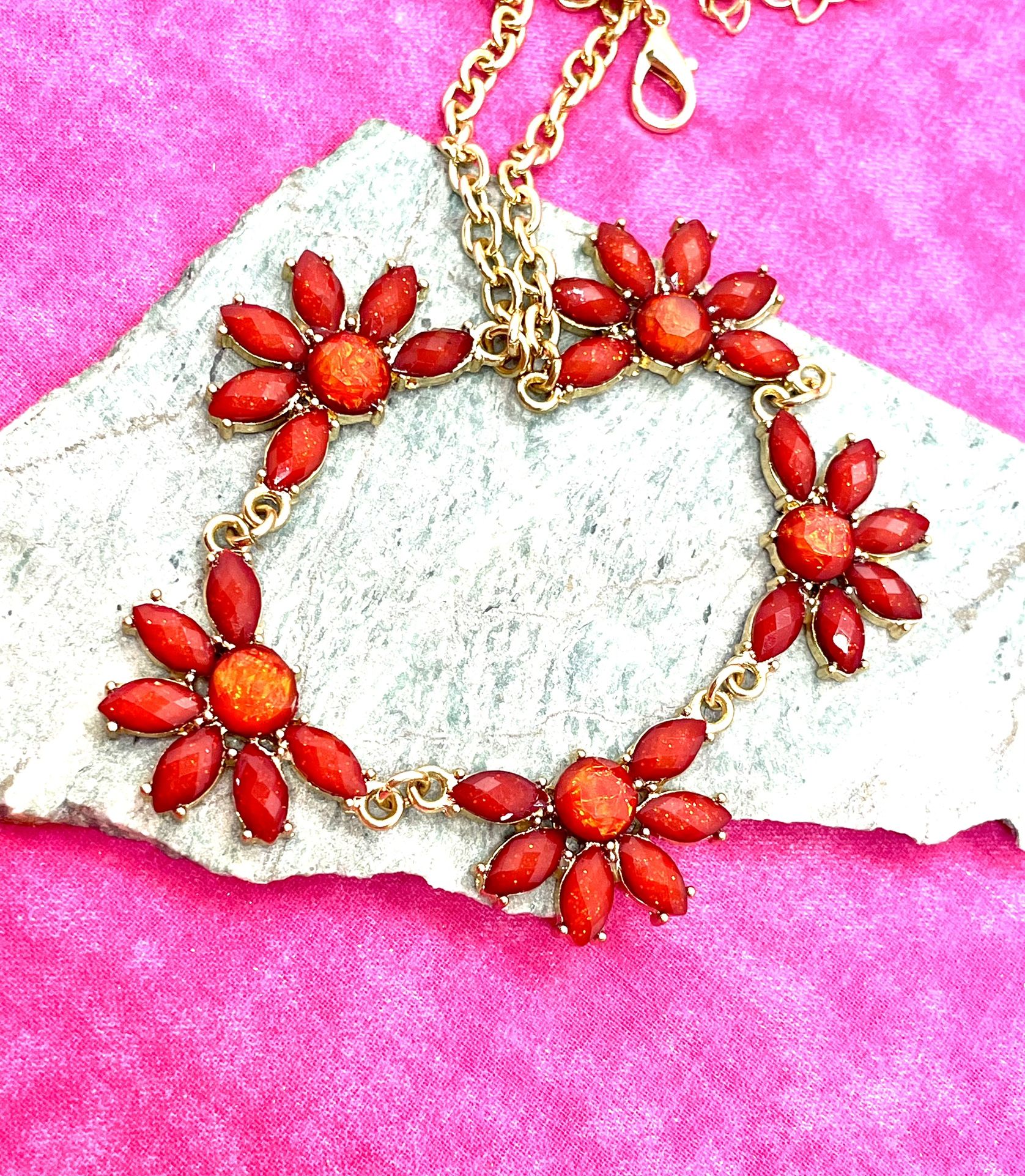 Fashion Sparkling Red Floral Necklace
