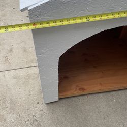 Dog House 