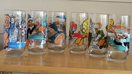Vintage 1979 Looney Tunes Pepsi Collector Series Glasses