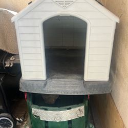 Two Dog Houses For Medium To Small Dogs 