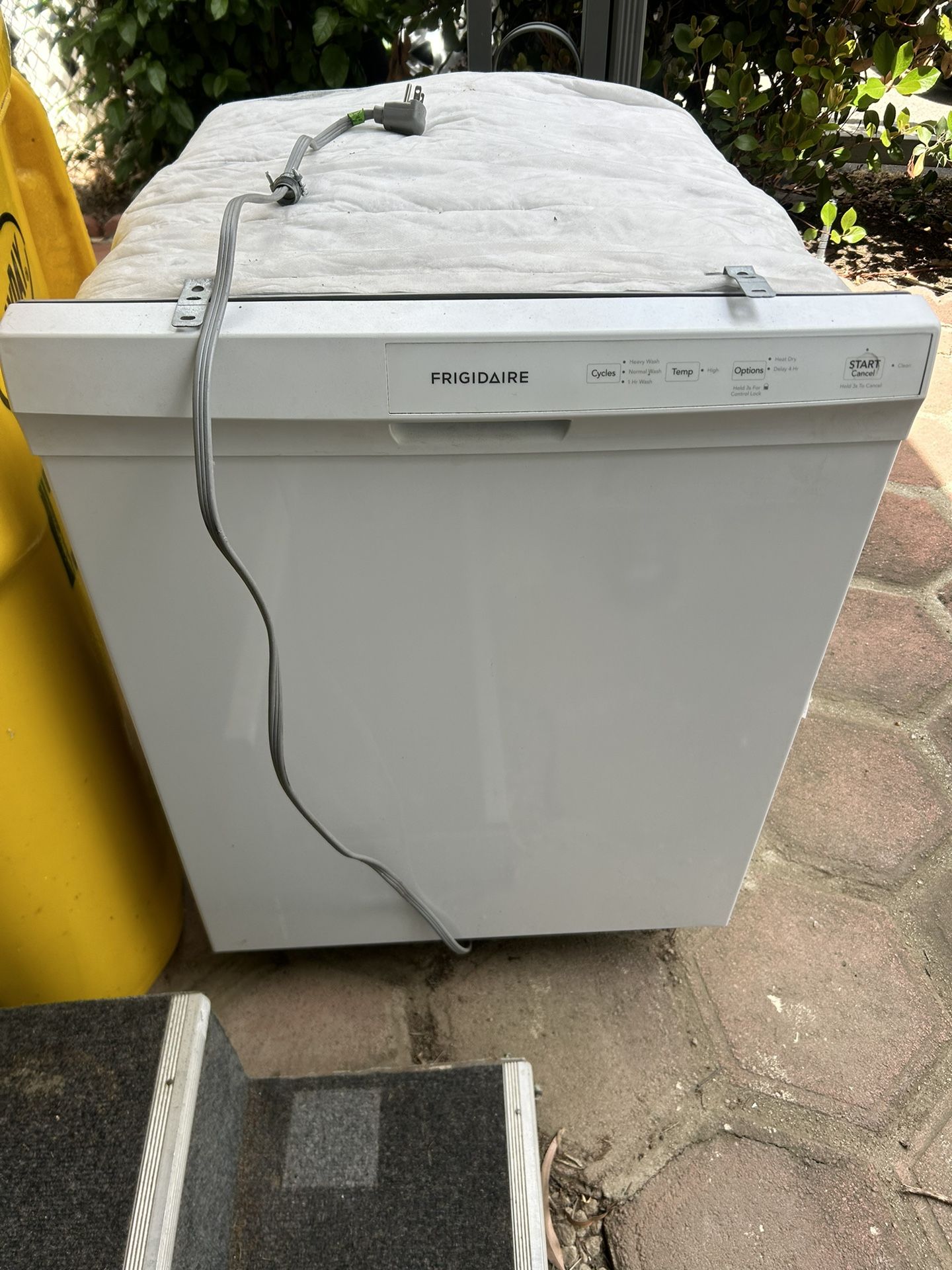 Frigidaire Dishwasher