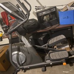 Epic A30e Fitness elliptical