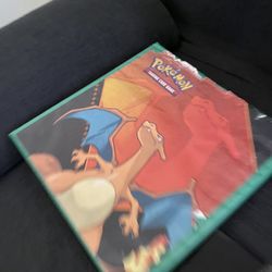 Pokémon Binder Trading Cards 