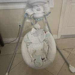 Fisher Price Swing 