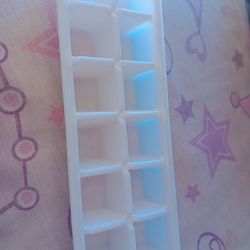 🩷 Small Ice tray - Still Available 