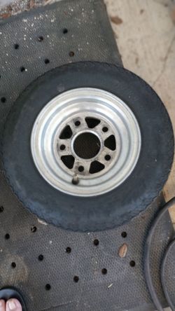 Collins dolly tire
