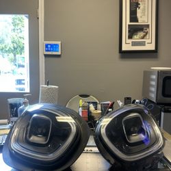 MINI COUNTRYMAN F60 LCI S (BLACK) OEM LEFT AND RIGHT HEADLIGHT HOUSING 2020/2021/2022/2023