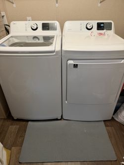 Washer And Dryer Set