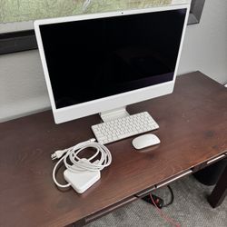 iMac 24 Inch M1 w/ Magic Keyboard and Mouse