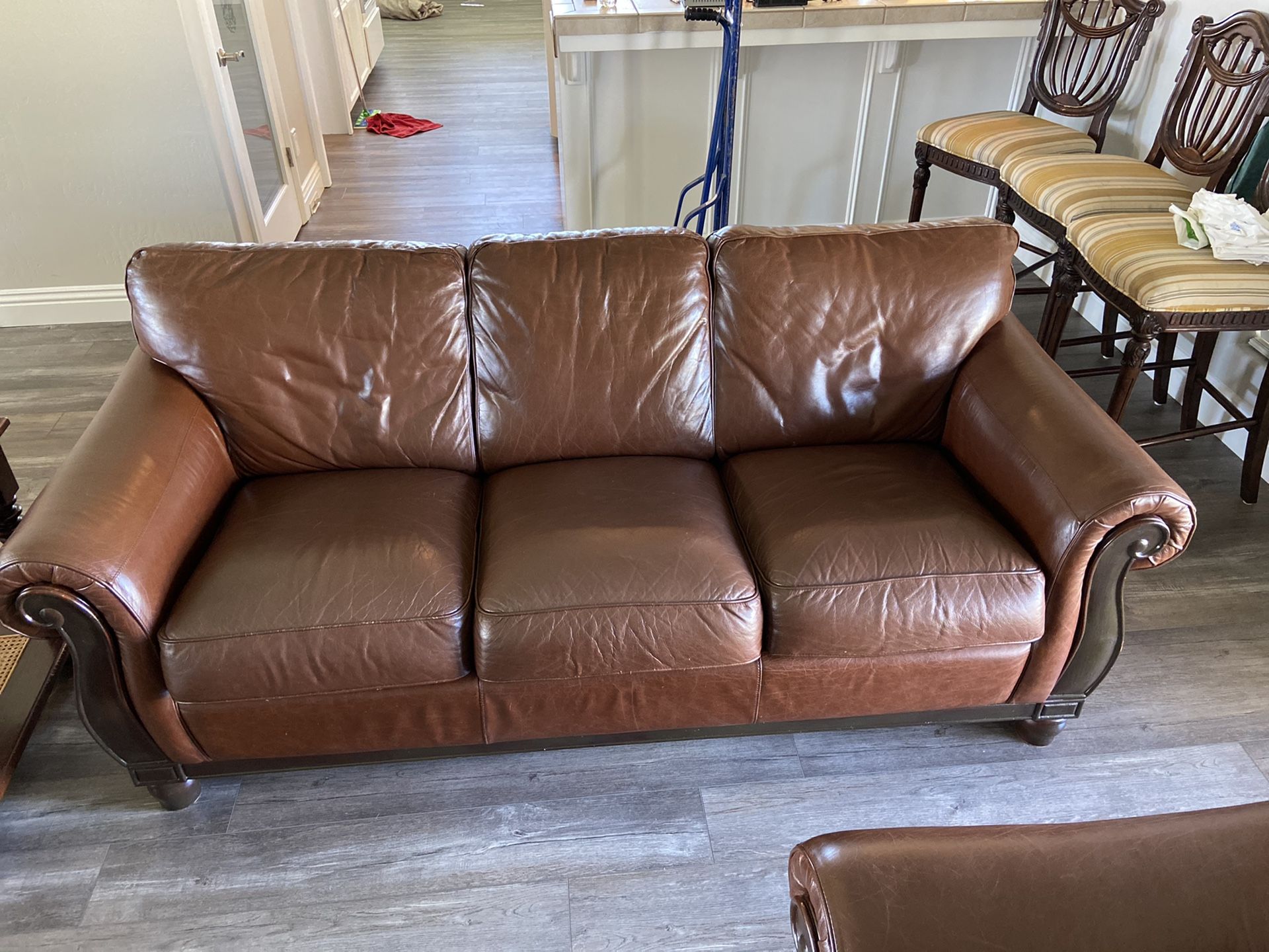 Geniune Leather Full Size Couches for Sale in Bakersfield, CA OfferUp
