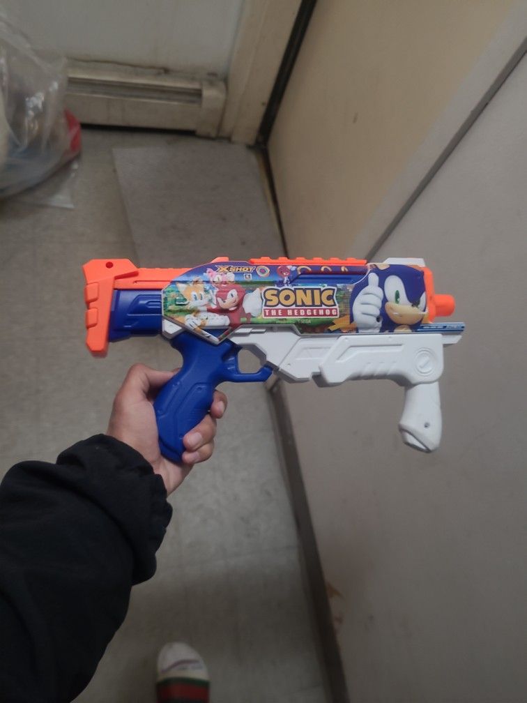 Zuru X-Shot Skins Sonic the Hedgehog Fast Fill Water Blaster