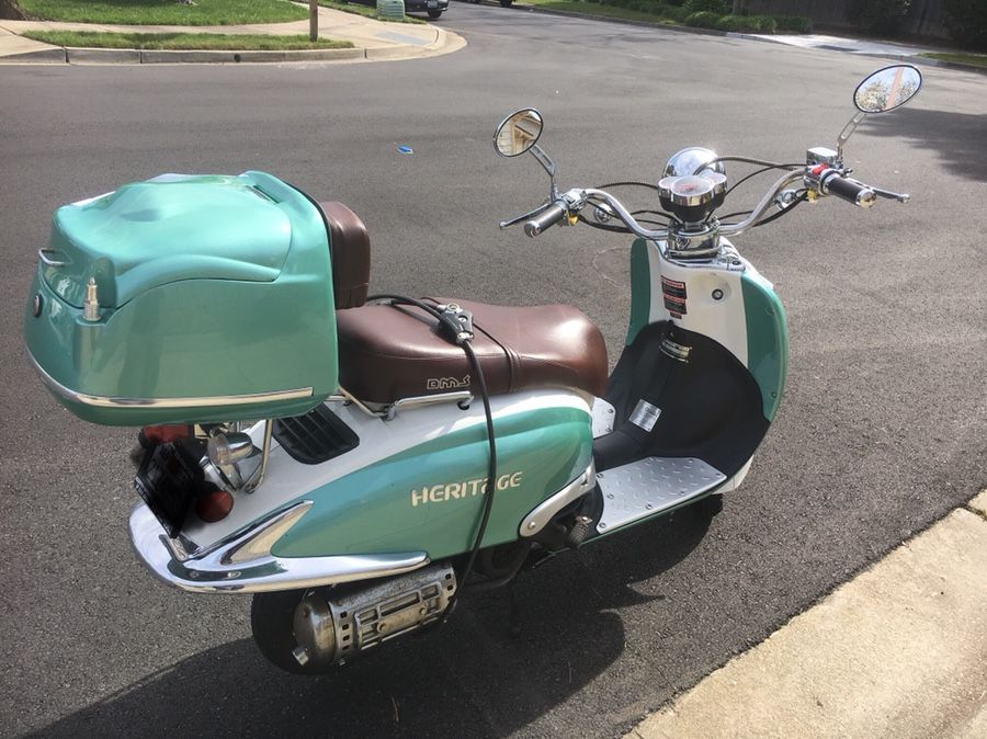 BMS Heritage 150 Scooter