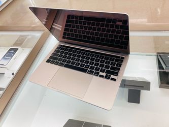 MacBook Pro 2020 16gb ram 512gb ssd