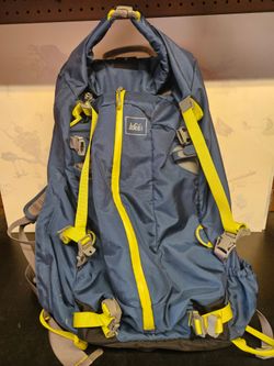 REI pinnacle 35 hiking climbing backpack