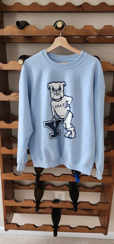 Yale University Sweatshirt - Size Large
