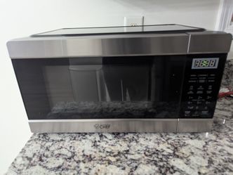 Stainless Steel Chef 1.1 Cu. Ft. Countertop Microwave Oven, CHCM11100SSB