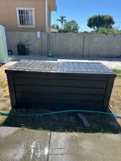 Plastic shed