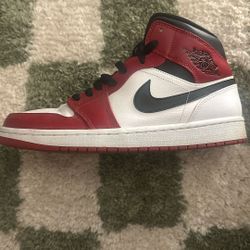 Jordan 1 Mid Used Size 9 No Box