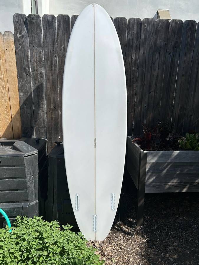 6’9 Simon shapes Surfboard