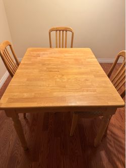 9 pc Dining set