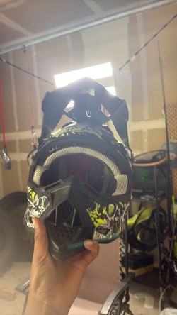 Dirtbike helmet