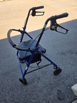 Very Nice Rolling Walker. "CHECK OUT MY PAGE FOR MORE DEALS "