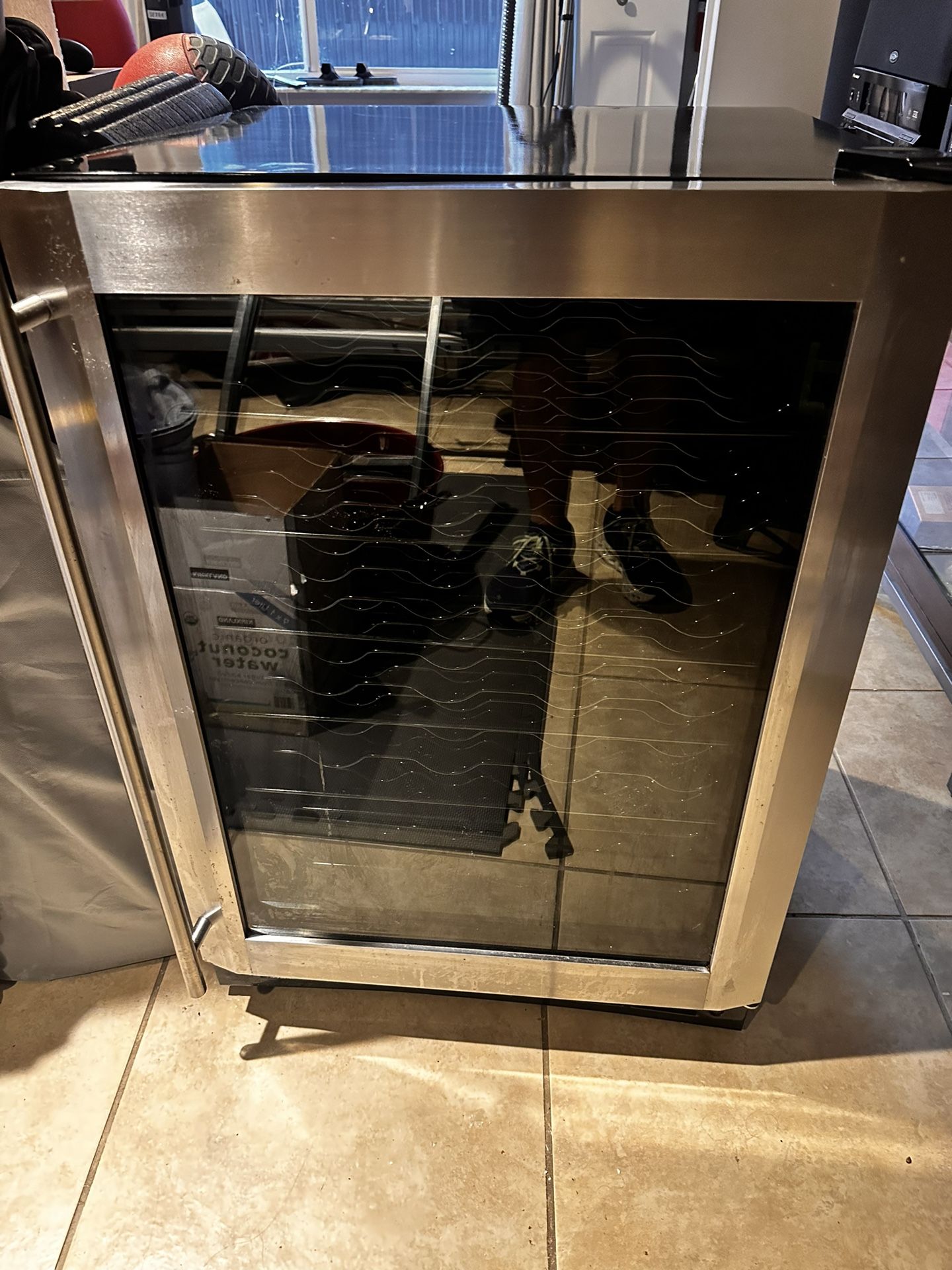 Wine Cooler Not Working for Sale in Miami, FL OfferUp