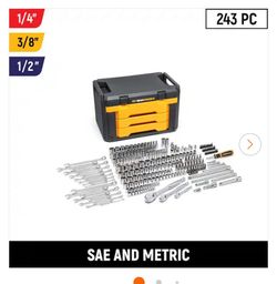 BRAND NEW IN CASE GEARWRENCH 243-Piece SAE/Metric Mechanics Tool Set with Tool Box