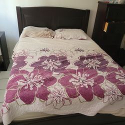 Queen Size Bed Frame 