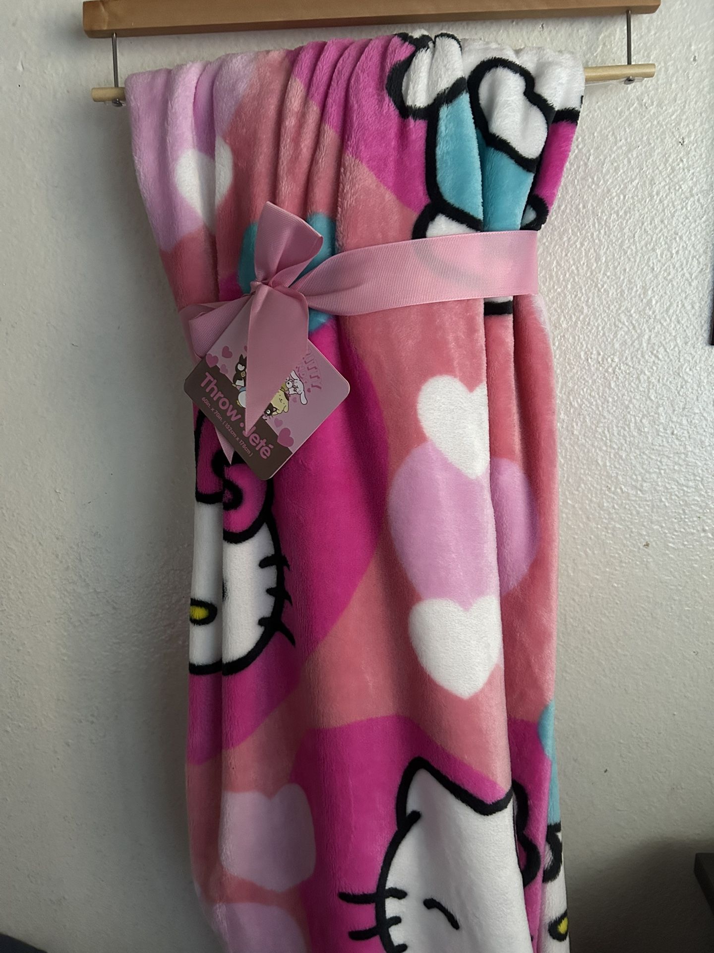 Hello Kitty Blanket