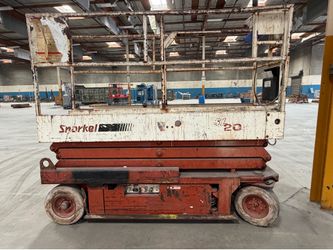 Scissor lift