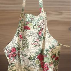  Valentine’s Day Roses  Lillies Apron 