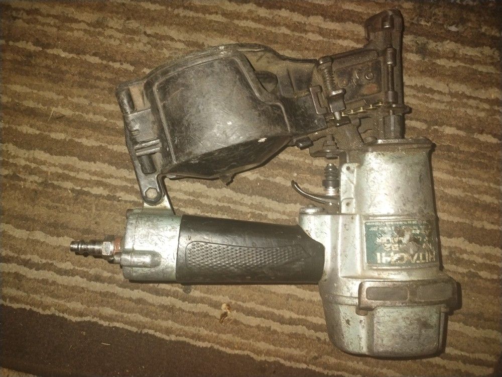 HITACHI NV45AB2 COIL ROOFING NAILGUN