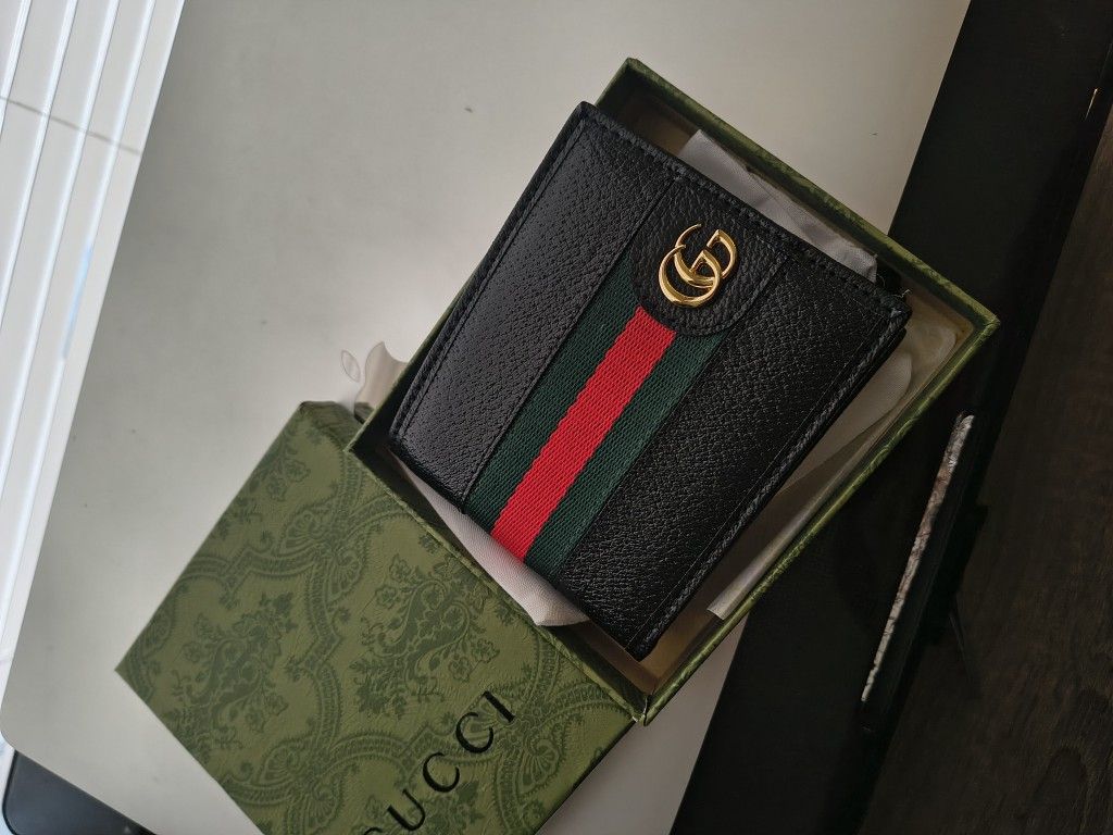 Gucci Men's Wallet/ New W Box π