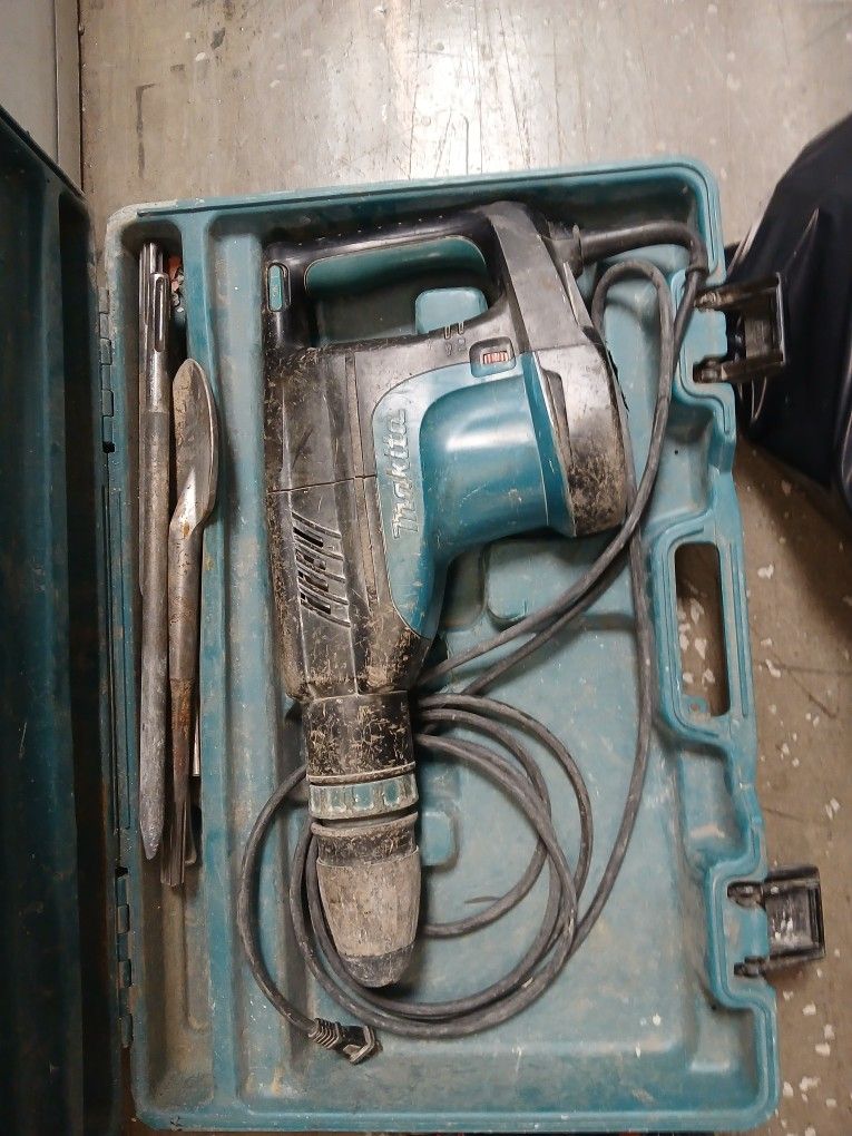 Makita Demolition Hammer