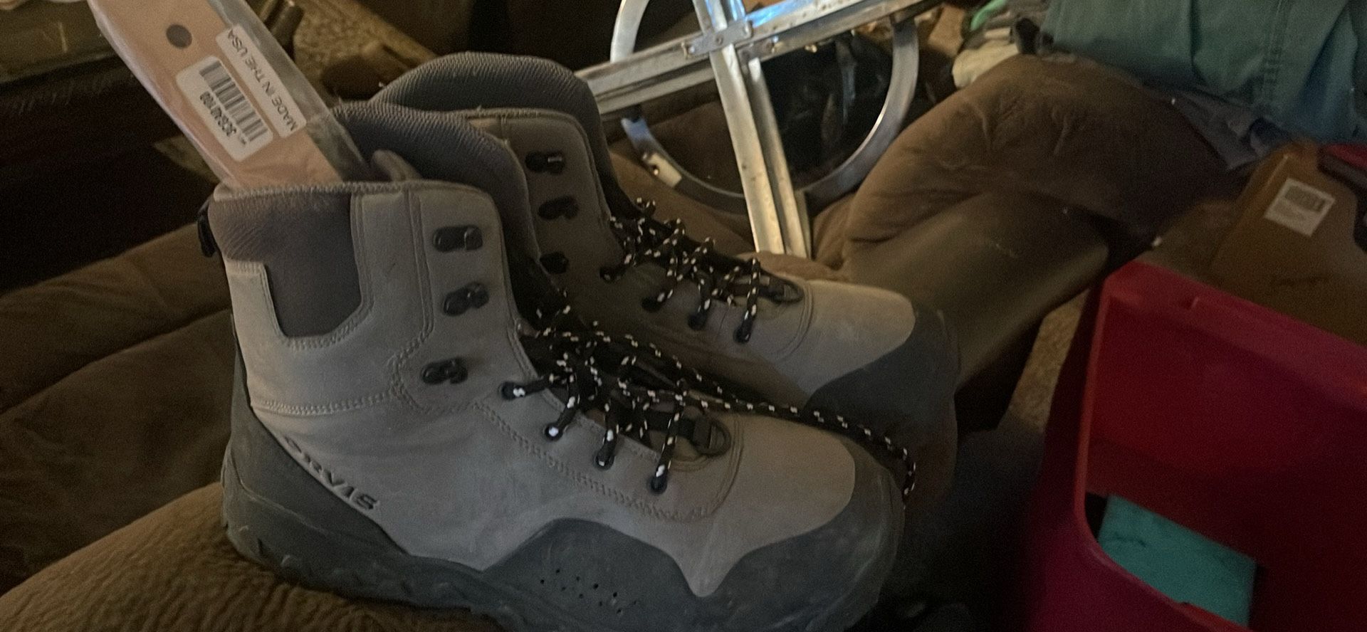 Orvis Hiking Boots Size13 W/ Leather Shoe Horn
