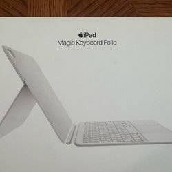iPad Magic Keyboard Folio