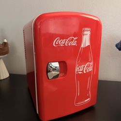 Mini Fridge 