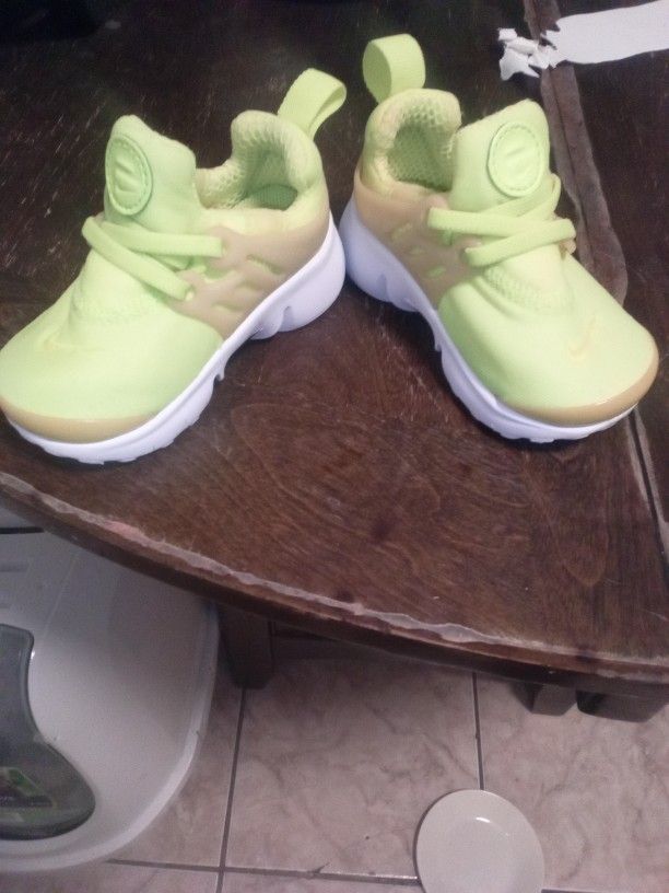 Nike little Presto (TD) Toddlers And Infant Shoes
