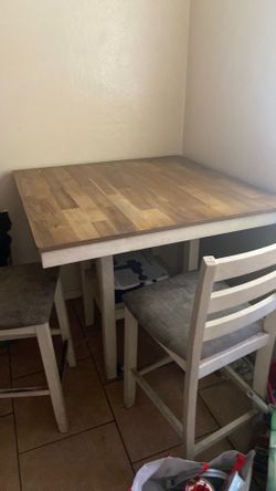Dinning table