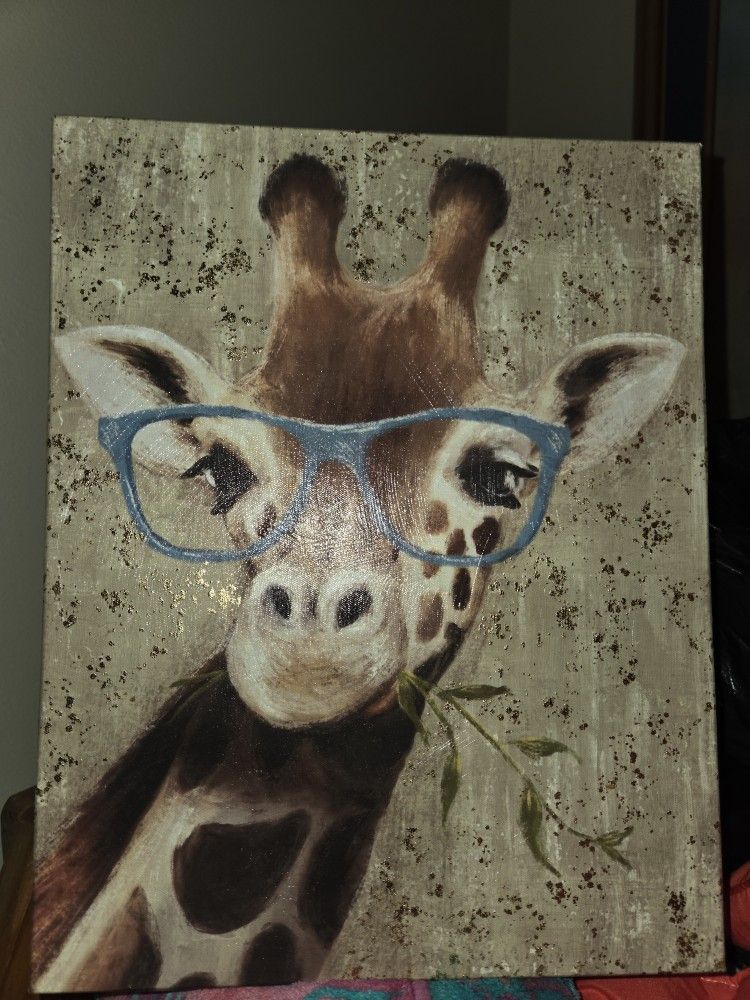 Giraffe Funny Glasses Wall Art
