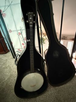 Vintage original Harmony Banjo